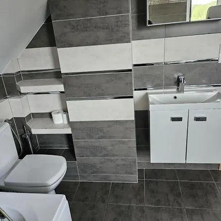 Villa Dom Z Basenem Calorocznym Gostomko